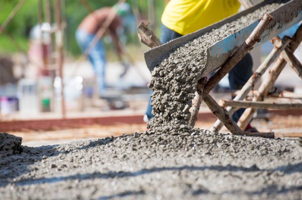 Backyard Concrete Pouring in Ashburn